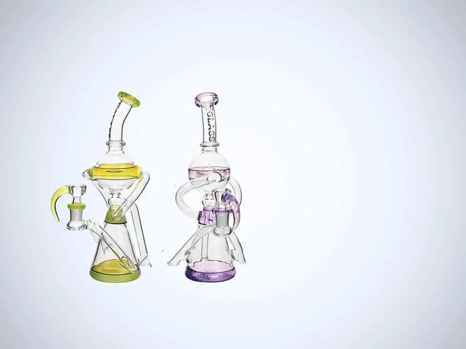 Beaker-style Hookahs and Dab Rigs