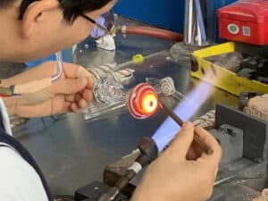 Glass Water Pipes Bongs Title