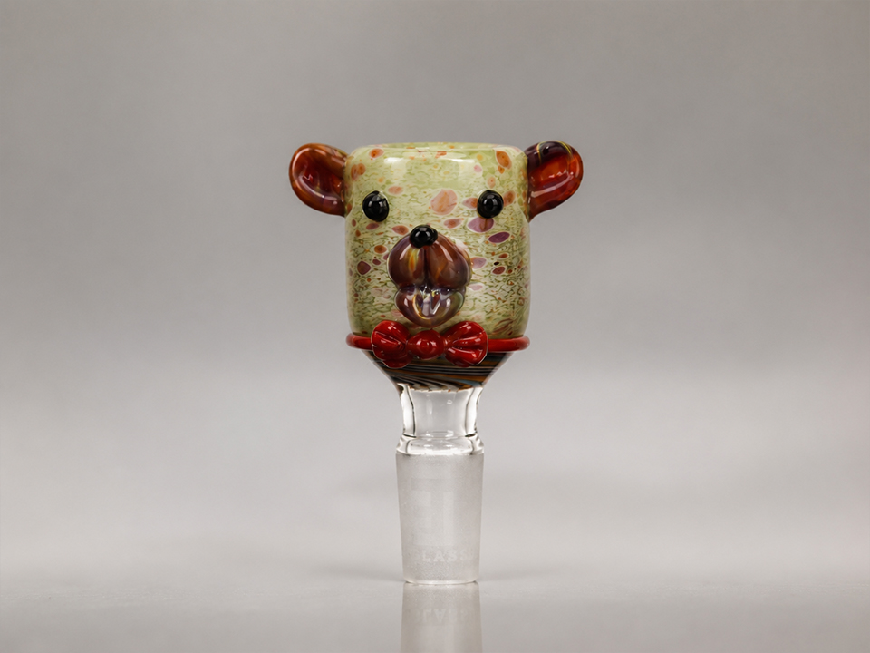 Domestic vs China Sourcing for Wholesale Glass Programs