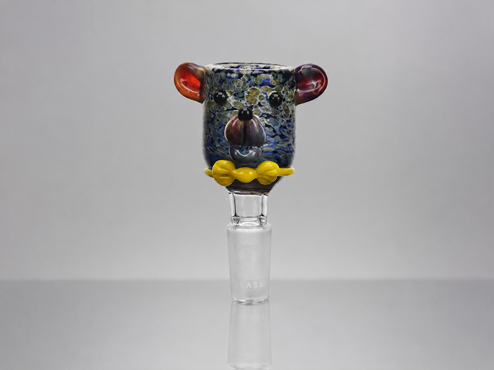 Domestic vs China Sourcing for Wholesale Glass Programs